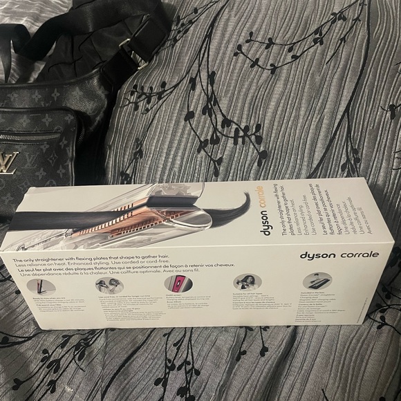 Dyson Corrale hair straightener - Picture 3 of 8
